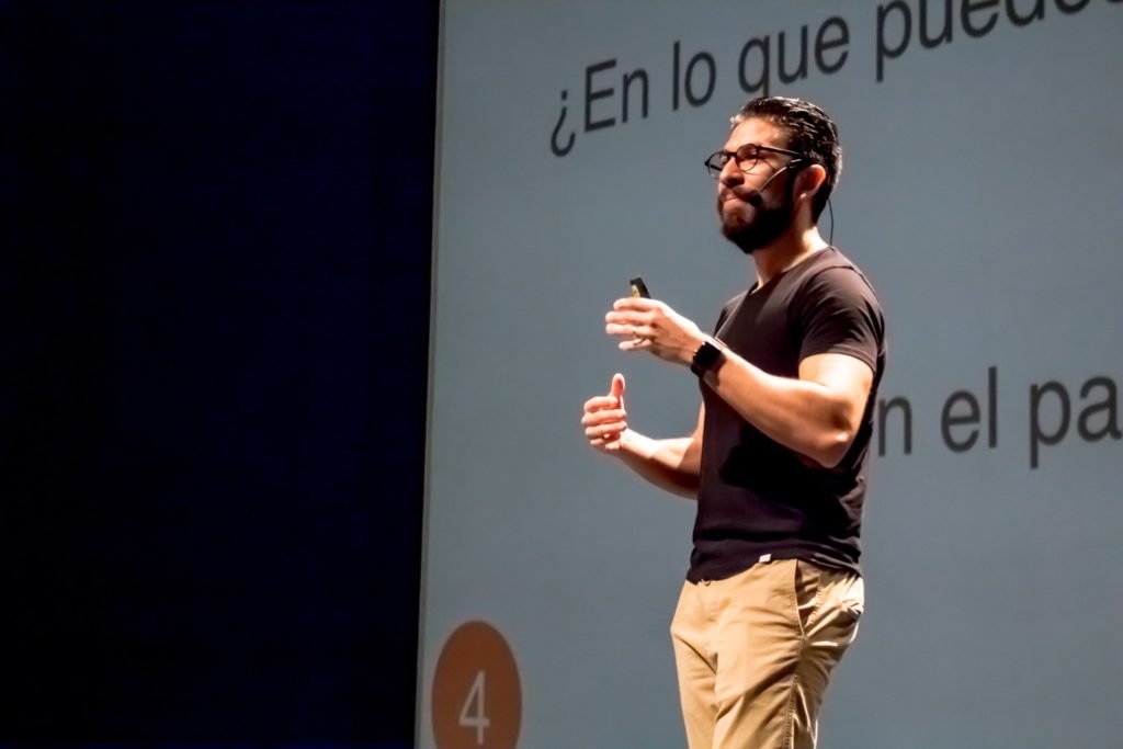 ruben hablando